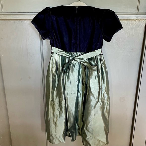 Talbots Kids Vintage Dress, Rare Beautiful Size: 4 Perfect for Photos! 🌟 - Picture 2 of 9